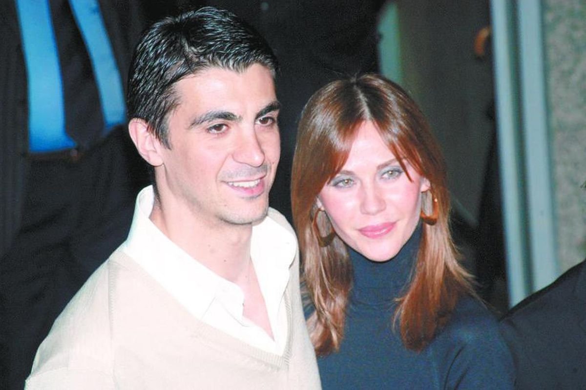 Demet Şener ve İbrahim Kutluay yıllar sonra yan yana! Kızlarını gören şaşırıyor